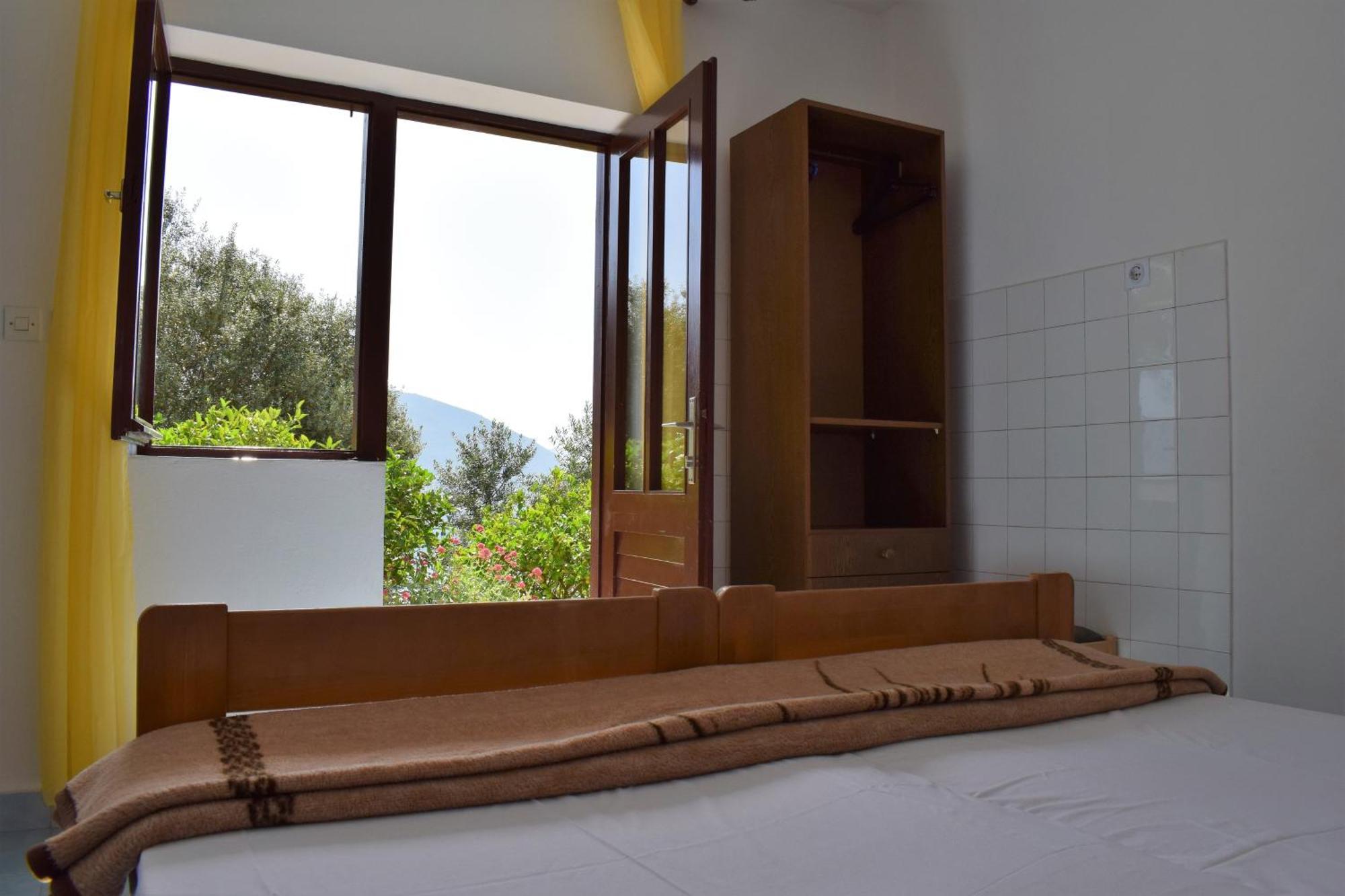 Apartments By The Sea Kabli, Peljesac - 10225 Brijesta Номер фото
